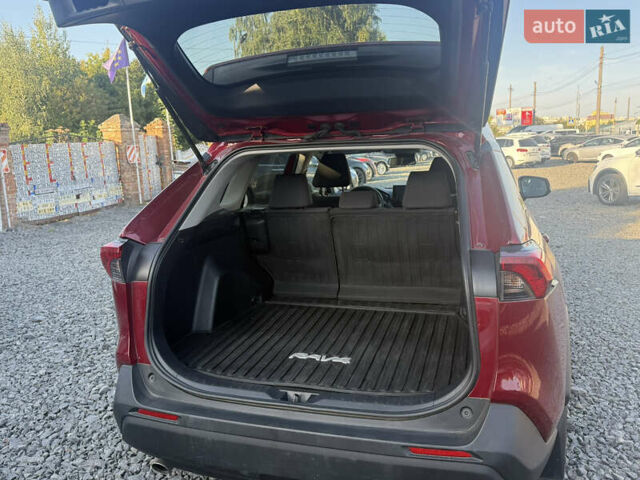 Красный Тойота РАВ 4, объемом двигателя 2.49 л и пробегом 96 тыс. км за 27000 $, фото 4 на Automoto.ua