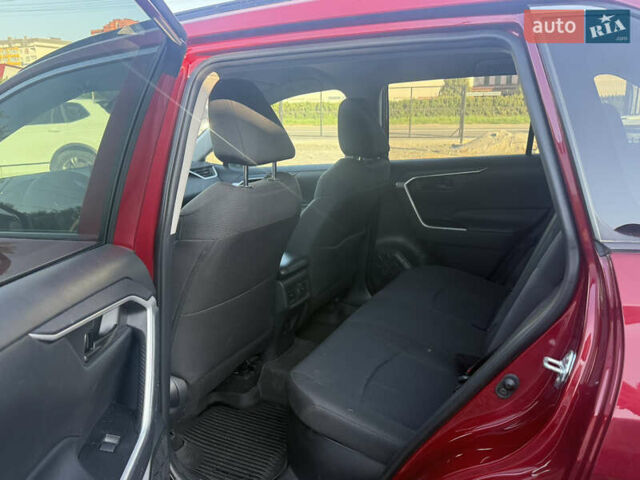 Красный Тойота РАВ 4, объемом двигателя 2.49 л и пробегом 96 тыс. км за 27000 $, фото 7 на Automoto.ua