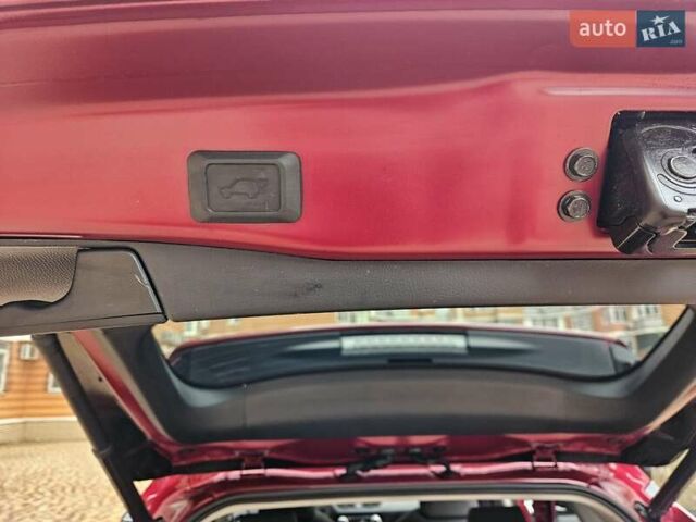 Червоний Тойота РАВ 4, об'ємом двигуна 2.49 л та пробігом 92 тис. км за 30800 $, фото 24 на Automoto.ua