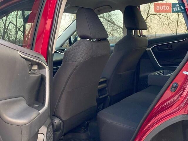 Красный Тойота РАВ 4, объемом двигателя 2.49 л и пробегом 30 тыс. км за 25000 $, фото 6 на Automoto.ua