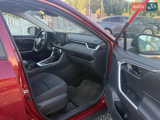 Красный Тойота РАВ 4, объемом двигателя 2.49 л и пробегом 96 тыс. км за 27000 $, фото 6 на Automoto.ua