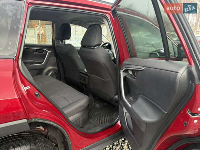 Красный Тойота РАВ 4, объемом двигателя 2.49 л и пробегом 96 тыс. км за 27000 $, фото 8 на Automoto.ua