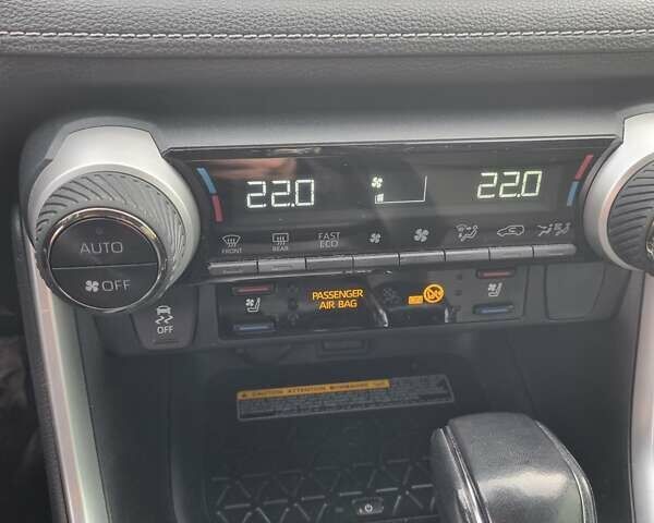 Красный Тойота РАВ 4, объемом двигателя 2.49 л и пробегом 63 тыс. км за 38500 $, фото 15 на Automoto.ua