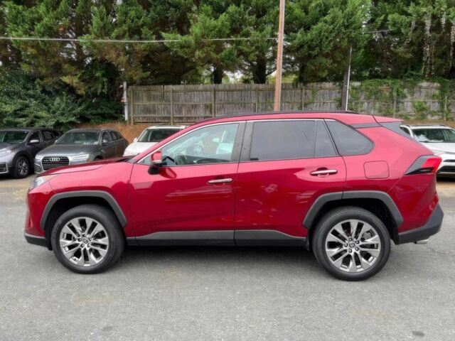 Красный Тойота РАВ 4, объемом двигателя 2.5 л и пробегом 10 тыс. км за 11800 $, фото 1 на Automoto.ua