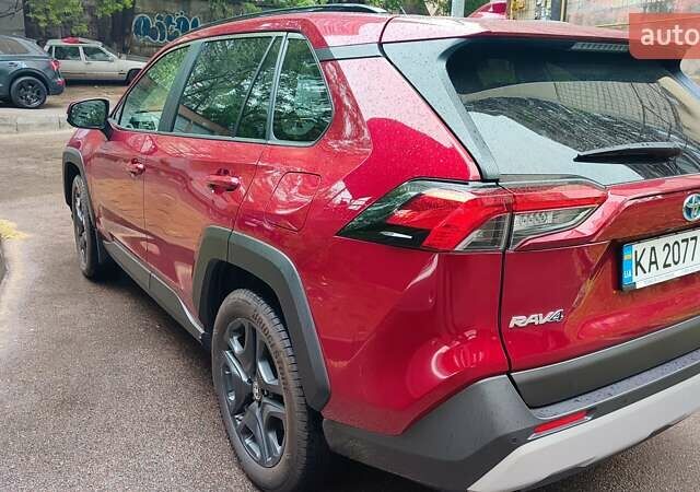 Красный Тойота РАВ 4, объемом двигателя 2.49 л и пробегом 36 тыс. км за 42000 $, фото 2 на Automoto.ua