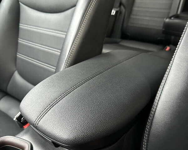 Червоний Тойота РАВ 4, об'ємом двигуна 2.5 л та пробігом 26 тис. км за 36000 $, фото 36 на Automoto.ua