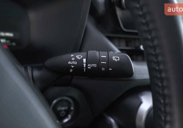 Красный Тойота РАВ 4, объемом двигателя 2.49 л и пробегом 29 тыс. км за 36465 $, фото 21 на Automoto.ua