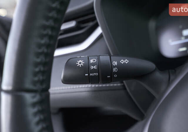 Красный Тойота РАВ 4, объемом двигателя 2.49 л и пробегом 29 тыс. км за 36465 $, фото 20 на Automoto.ua