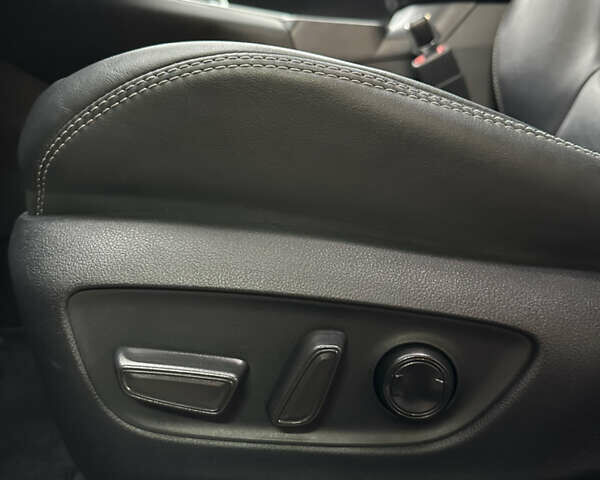 Червоний Тойота РАВ 4, об'ємом двигуна 2.5 л та пробігом 26 тис. км за 36000 $, фото 53 на Automoto.ua