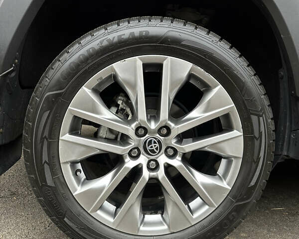 Червоний Тойота РАВ 4, об'ємом двигуна 2.5 л та пробігом 26 тис. км за 36000 $, фото 8 на Automoto.ua