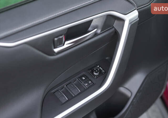 Красный Тойота РАВ 4, объемом двигателя 2.49 л и пробегом 29 тыс. км за 36465 $, фото 13 на Automoto.ua