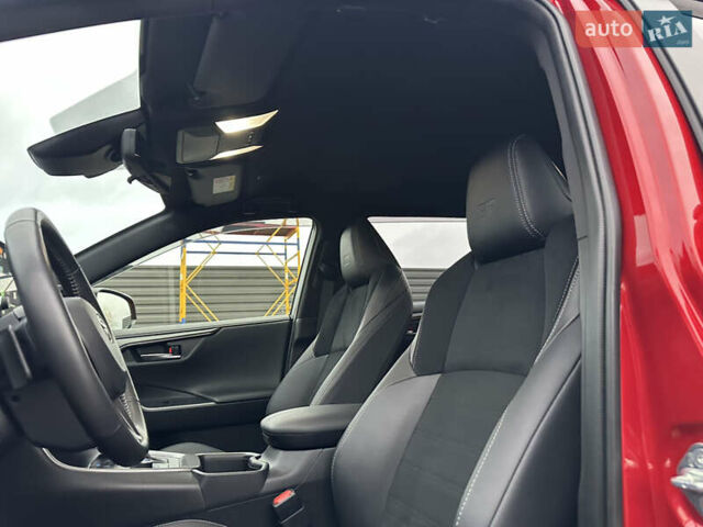 Красный Тойота РАВ 4, объемом двигателя 2.49 л и пробегом 22 тыс. км за 45600 $, фото 45 на Automoto.ua