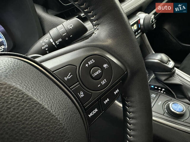 Красный Тойота РАВ 4, объемом двигателя 2.49 л и пробегом 22 тыс. км за 45600 $, фото 42 на Automoto.ua