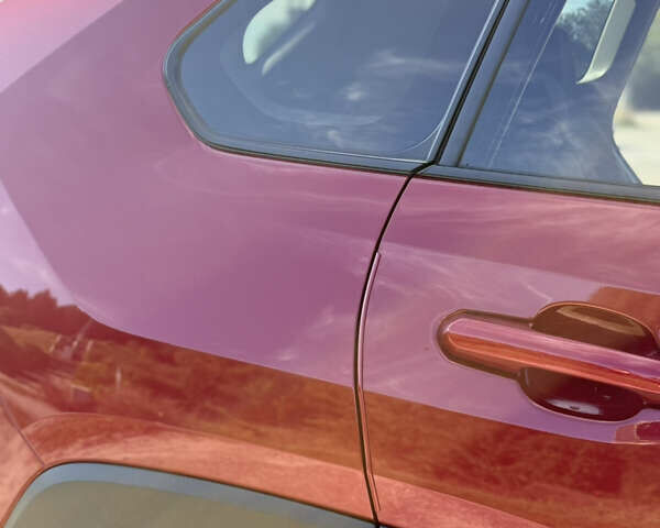 Красный Тойота РАВ 4, объемом двигателя 2.49 л и пробегом 19 тыс. км за 37000 $, фото 40 на Automoto.ua