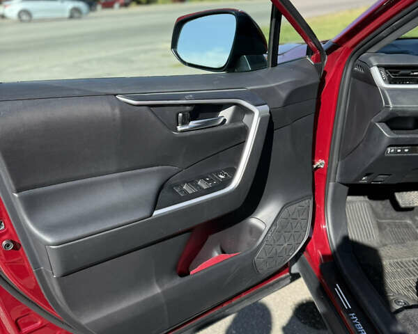 Красный Тойота РАВ 4, объемом двигателя 2.49 л и пробегом 19 тыс. км за 36500 $, фото 32 на Automoto.ua