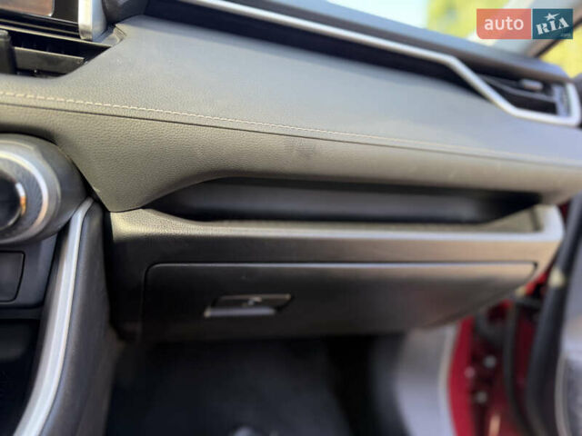 Красный Тойота РАВ 4, объемом двигателя 2.49 л и пробегом 19 тыс. км за 37000 $, фото 36 на Automoto.ua