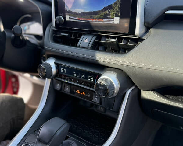 Красный Тойота РАВ 4, объемом двигателя 2.49 л и пробегом 19 тыс. км за 36500 $, фото 41 на Automoto.ua