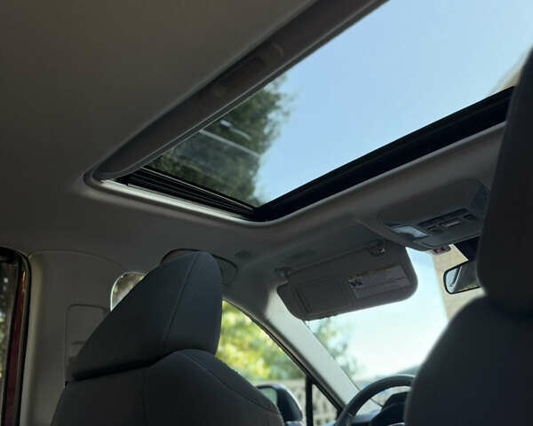 Красный Тойота РАВ 4, объемом двигателя 2.49 л и пробегом 19 тыс. км за 37000 $, фото 60 на Automoto.ua