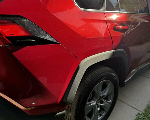 Красный Тойота РАВ 4, объемом двигателя 2.49 л и пробегом 19 тыс. км за 37000 $, фото 59 на Automoto.ua