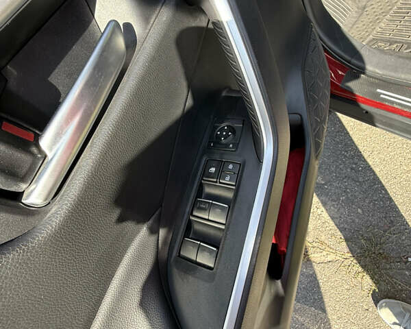 Красный Тойота РАВ 4, объемом двигателя 2.49 л и пробегом 19 тыс. км за 37000 $, фото 55 на Automoto.ua