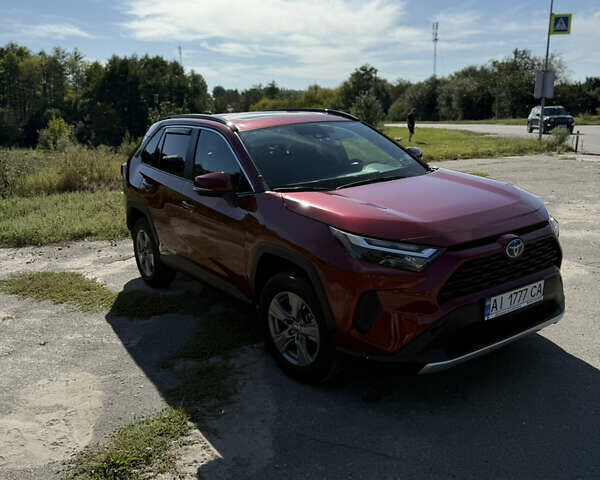 Красный Тойота РАВ 4, объемом двигателя 2.49 л и пробегом 19 тыс. км за 37000 $, фото 2 на Automoto.ua