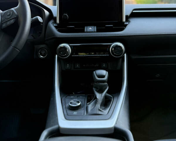 Красный Тойота РАВ 4, объемом двигателя 2.49 л и пробегом 19 тыс. км за 37000 $, фото 63 на Automoto.ua