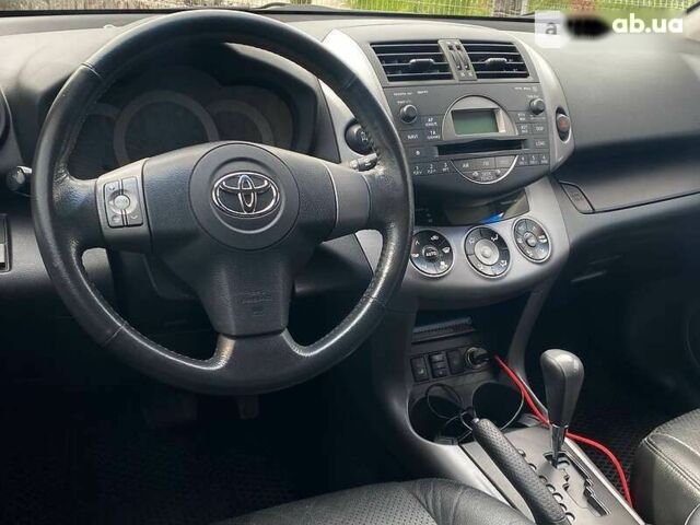 Тойота РАВ 4, объемом двигателя 0 л и пробегом 157 тыс. км за 10700 $, фото 13 на Automoto.ua