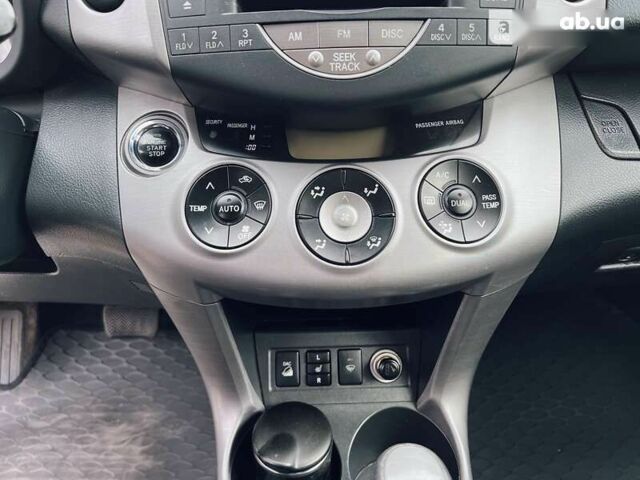 Тойота РАВ 4 2007 в Киеве на Automoto.ua Тойота РАВ 4, объемом двигателя 2 л и пробегом 324 тыс. км за 9300 $, фото 12 на Automoto.ua