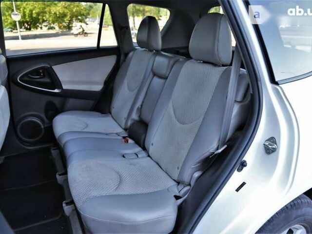 Тойота РАВ 4, об'ємом двигуна 0 л та пробігом 175 тис. км за 16000 $, фото 9 на Automoto.ua