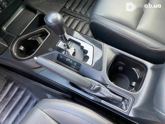 Тойота РАВ 4 2017 у Львові на Automoto.ua Тойота РАВ 4, об'ємом двигуна 2.5 л та пробігом 66 тис. км за 24400 $, фото 19 на Automoto.ua