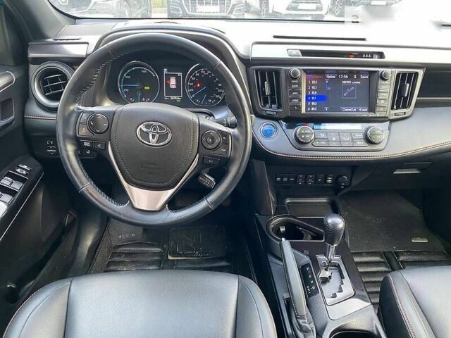 Тойота РАВ 4 2017 у Львові на Automoto.ua Тойота РАВ 4, об'ємом двигуна 2.5 л та пробігом 66 тис. км за 24400 $, фото 10 на Automoto.ua