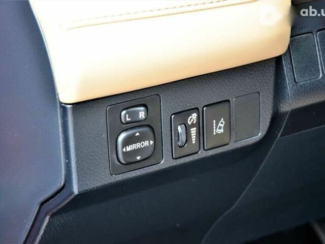 Тойота РАВ 4, об'ємом двигуна 2.5 л та пробігом 120 тис. км за 25999 $, фото 21 на Automoto.ua