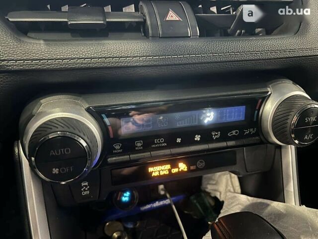 Тойота РАВ 4, об'ємом двигуна 2.5 л та пробігом 52 тис. км за 33500 $, фото 12 на Automoto.ua