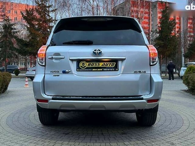 Тойота РАВ 4, об'ємом двигуна 4.25 л та пробігом 136 тис. км за 10700 $, фото 5 на Automoto.ua