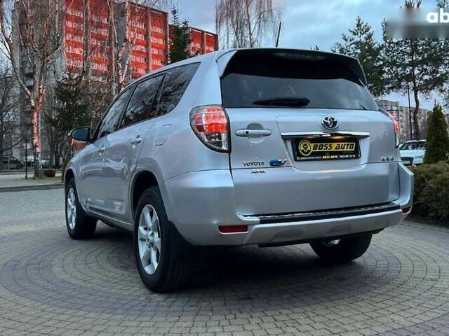 Тойота РАВ 4, об'ємом двигуна 4.25 л та пробігом 136 тис. км за 10700 $, фото 4 на Automoto.ua