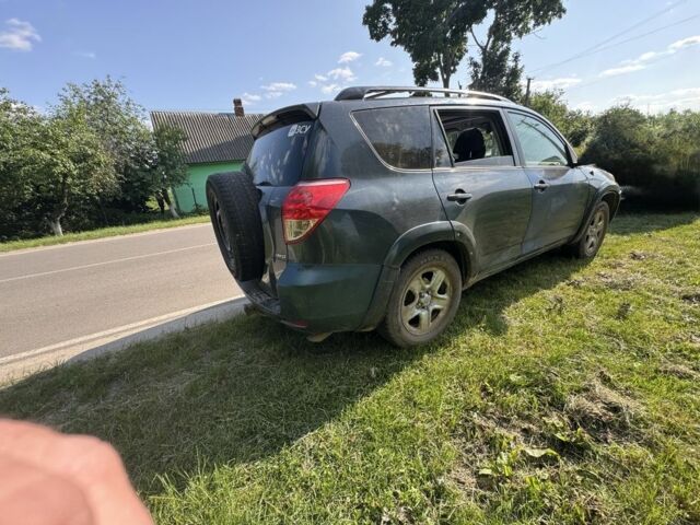 Тойота РАВ 4, об'ємом двигуна 3.5 л та пробігом 300 тис. км за 3800 $, фото 1 на Automoto.ua