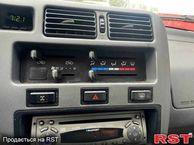 Тойота РАВ 4, объемом двигателя 2 л и пробегом 210 тыс. км за 3800 $, фото 4 на Automoto.ua