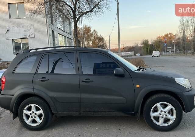 Тойота РАВ 4, объемом двигателя 2 л и пробегом 262 тыс. км за 6700 $, фото 3 на Automoto.ua