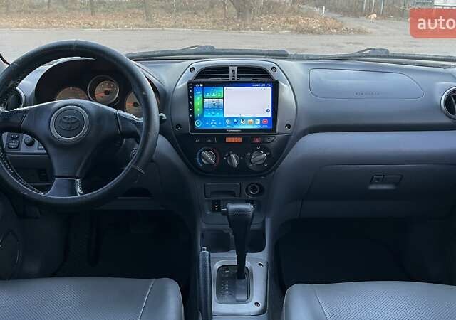 Тойота РАВ 4, объемом двигателя 2 л и пробегом 262 тыс. км за 6700 $, фото 12 на Automoto.ua