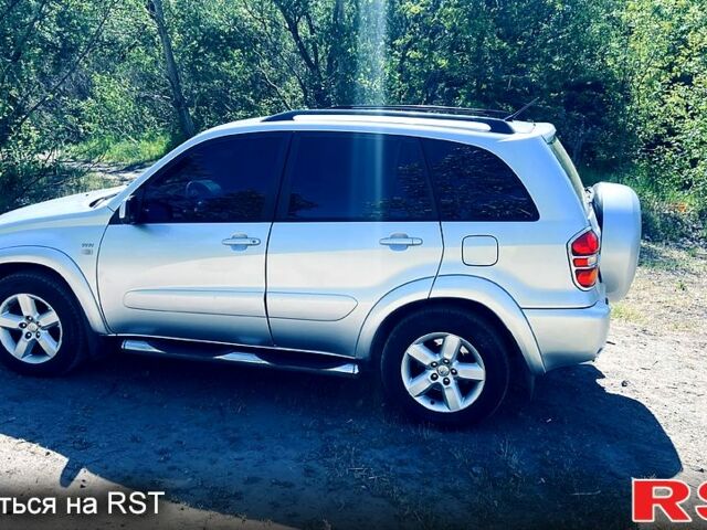 Тойота РАВ 4, объемом двигателя 2 л и пробегом 270 тыс. км за 7000 $, фото 10 на Automoto.ua