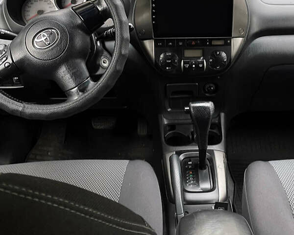 Тойота РАВ 4, об'ємом двигуна 2 л та пробігом 443 тис. км за 7200 $, фото 6 на Automoto.ua
