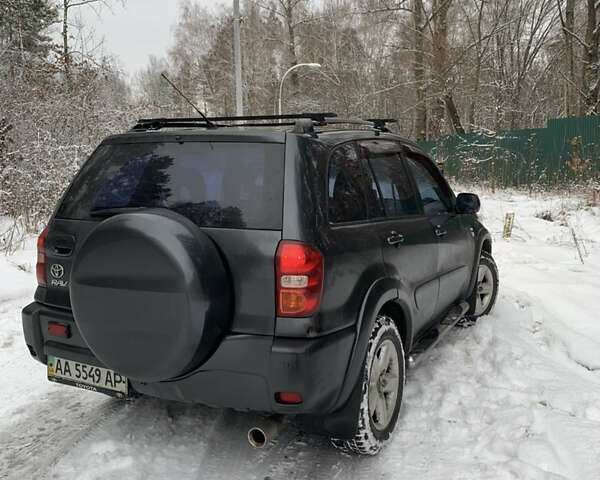 Тойота РАВ 4, объемом двигателя 2 л и пробегом 240 тыс. км за 8100 $, фото 5 на Automoto.ua