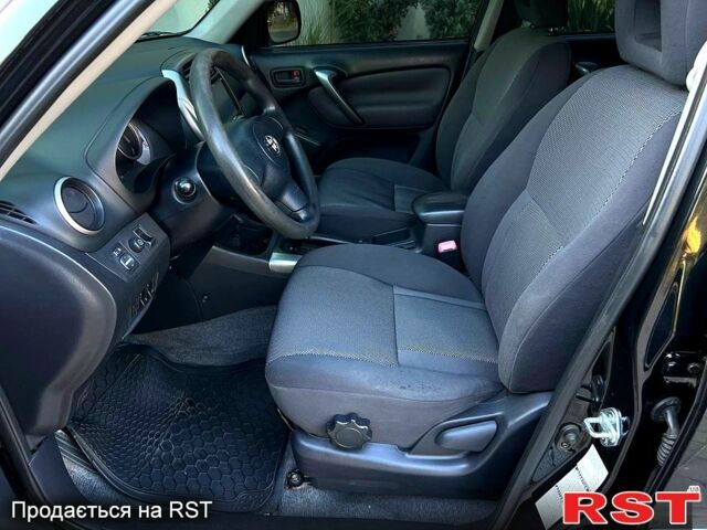 Тойота РАВ 4, объемом двигателя 2 л и пробегом 175 тыс. км за 6999 $, фото 5 на Automoto.ua