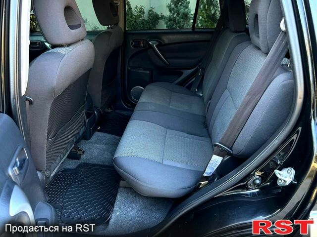 Тойота РАВ 4, объемом двигателя 2 л и пробегом 175 тыс. км за 6999 $, фото 7 на Automoto.ua