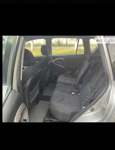 Тойота РАВ 4, объемом двигателя 2.2 л и пробегом 306 тыс. км за 10600 $, фото 6 на Automoto.ua