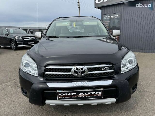 Тойота РАВ 4, объемом двигателя 0 л и пробегом 372 тыс. км за 8490 $, фото 2 на Automoto.ua