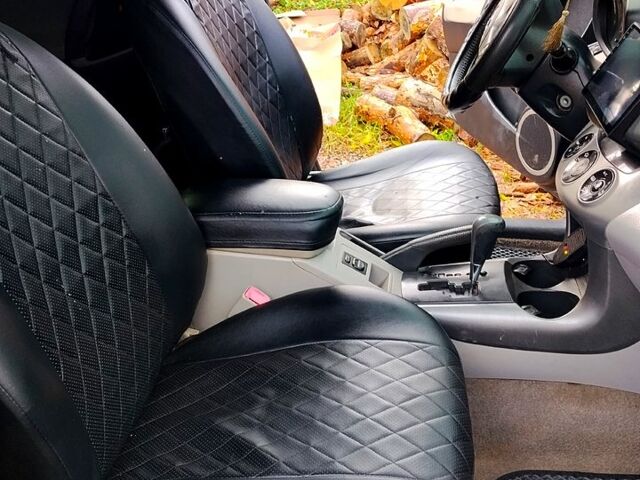 Тойота РАВ 4, объемом двигателя 2.4 л и пробегом 280 тыс. км за 7100 $, фото 1 на Automoto.ua