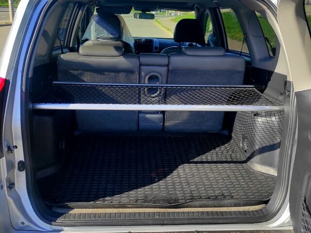 Тойота РАВ 4, объемом двигателя 2.4 л и пробегом 164 тыс. км за 9300 $, фото 6 на Automoto.ua