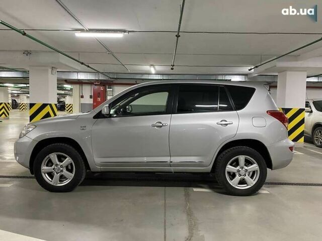 Тойота РАВ 4, объемом двигателя 2.2 л и пробегом 173 тыс. км за 11500 $, фото 5 на Automoto.ua