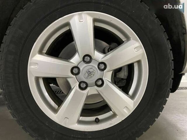 Тойота РАВ 4, объемом двигателя 2.2 л и пробегом 173 тыс. км за 11500 $, фото 10 на Automoto.ua
